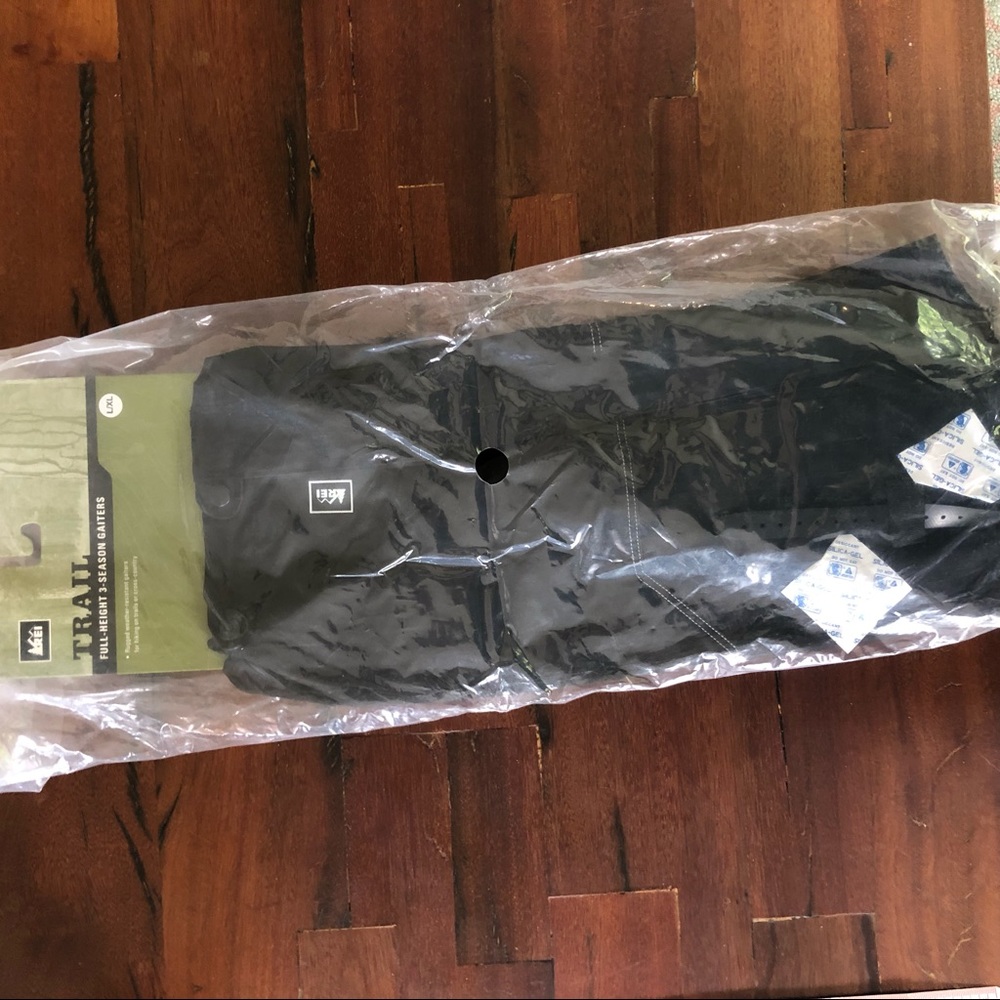 REI gaiters
